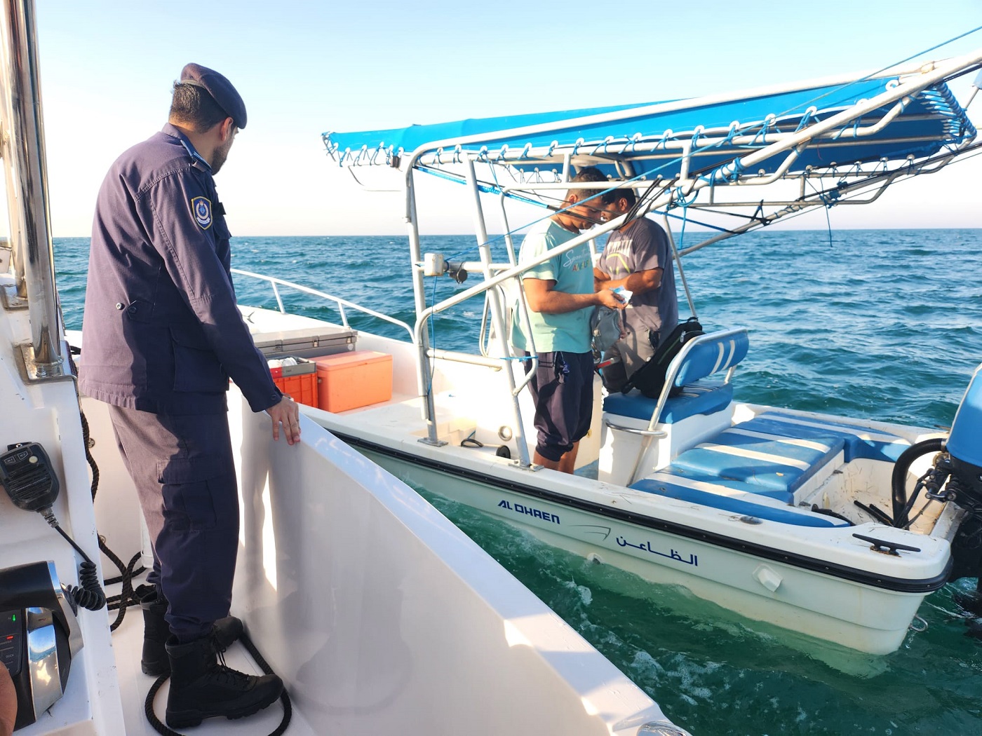 خفر السواحل تواصل حملاتها التفتيشية للتصدي للمخالفات البحرية<